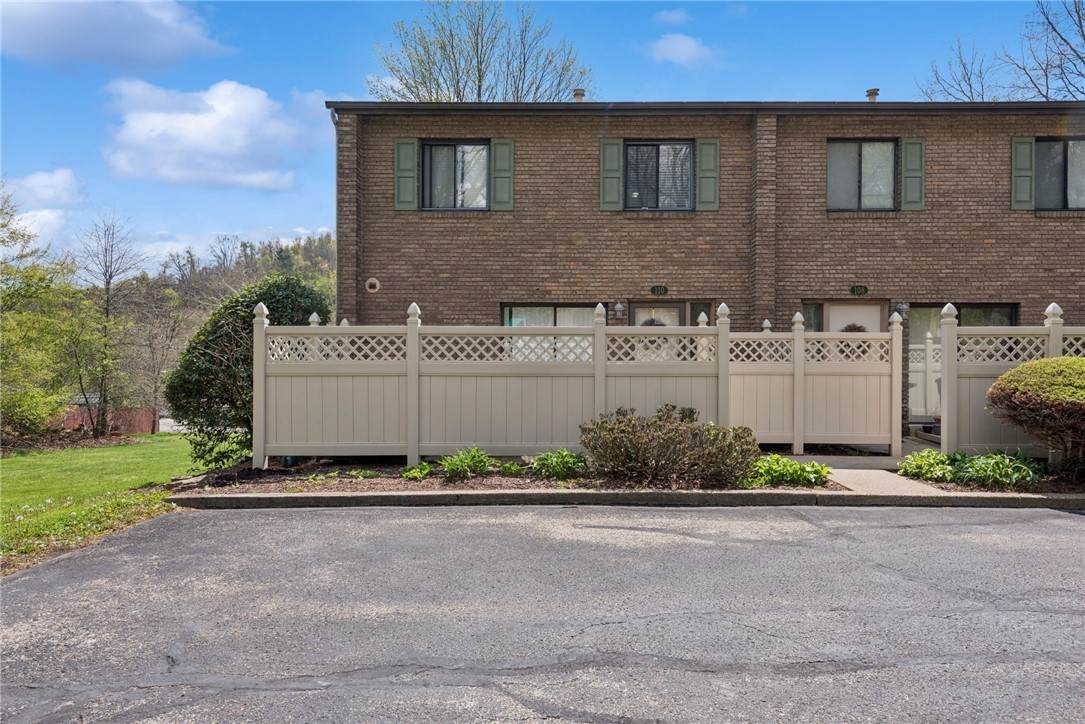 110 Georgetown Ln - Photo 1