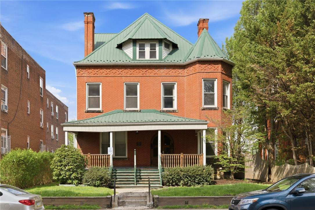 362 Highland Ave - Photo 1