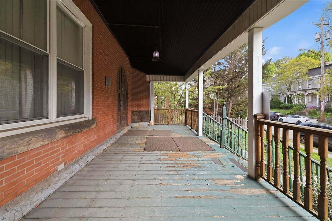 https://bt-photos.global.ssl.fastly.net/pittsburgh/orig_boomver_1_1750642-2.jpg