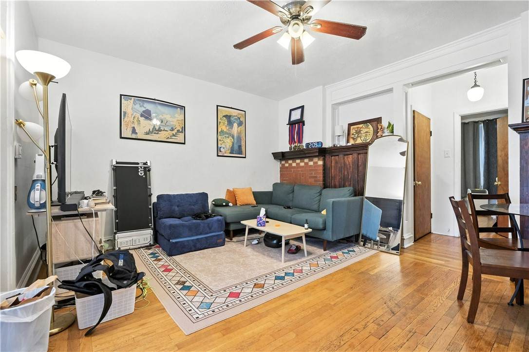 https://bt-photos.global.ssl.fastly.net/pittsburgh/orig_boomver_1_1750786-2.jpg