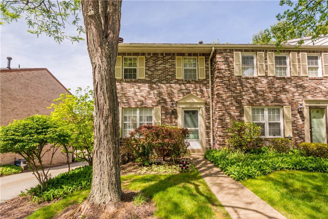 120 Inverness Dr - Photo 1
