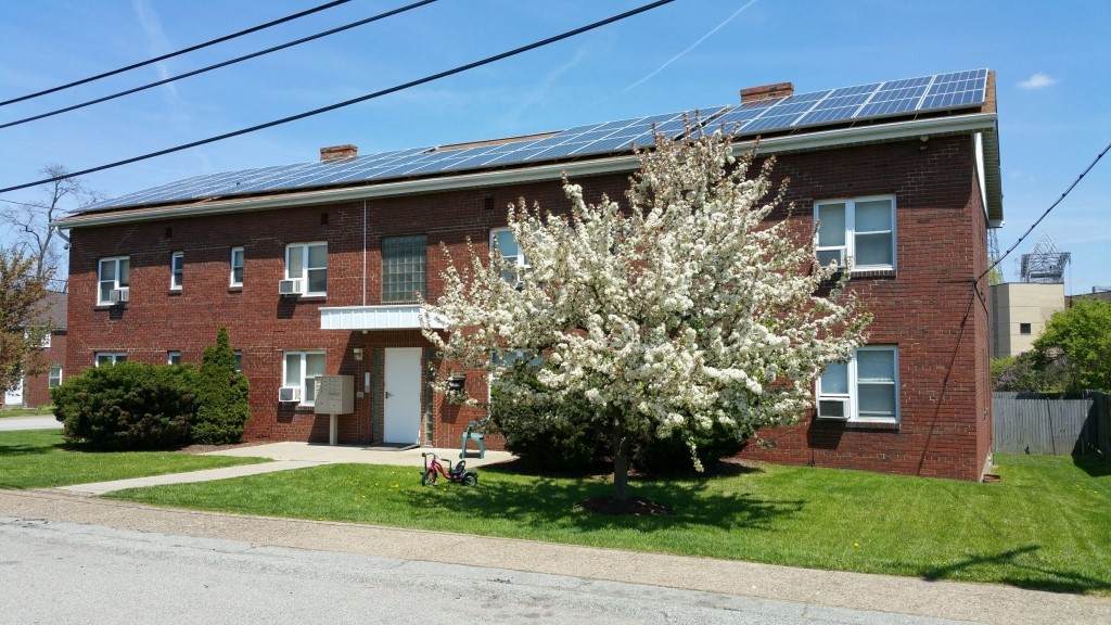 1110 Overland Ave - Photo 1