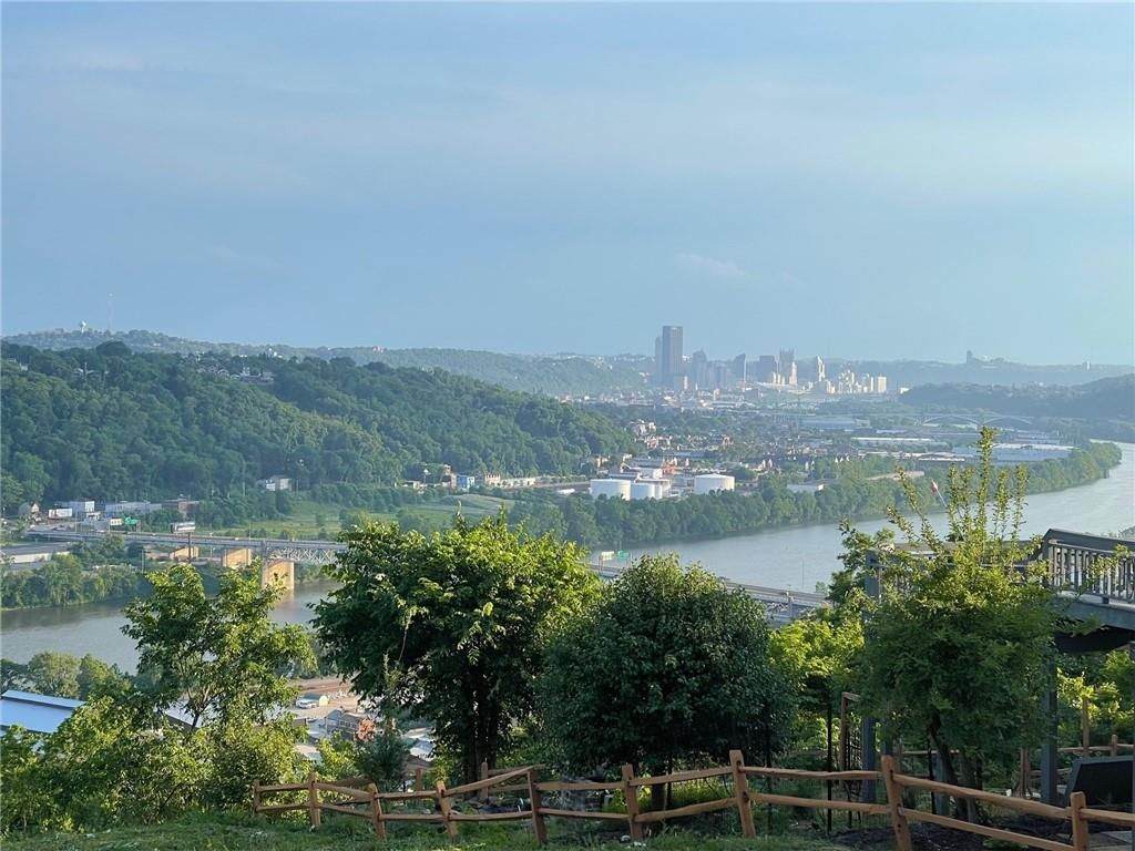 https://bt-photos.global.ssl.fastly.net/pittsburgh/orig_boomver_1_1751628-2.jpg