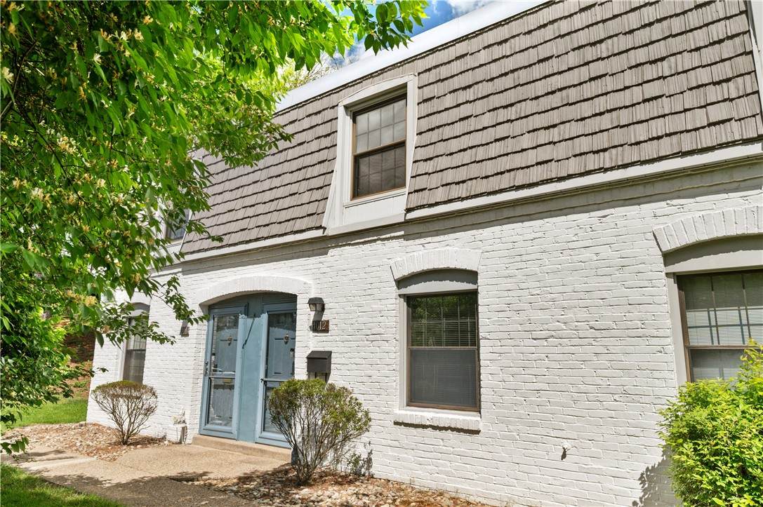 1012 Pennsbury Blvd - Photo 1