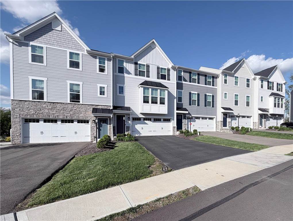 120 Crown St - Photo 1
