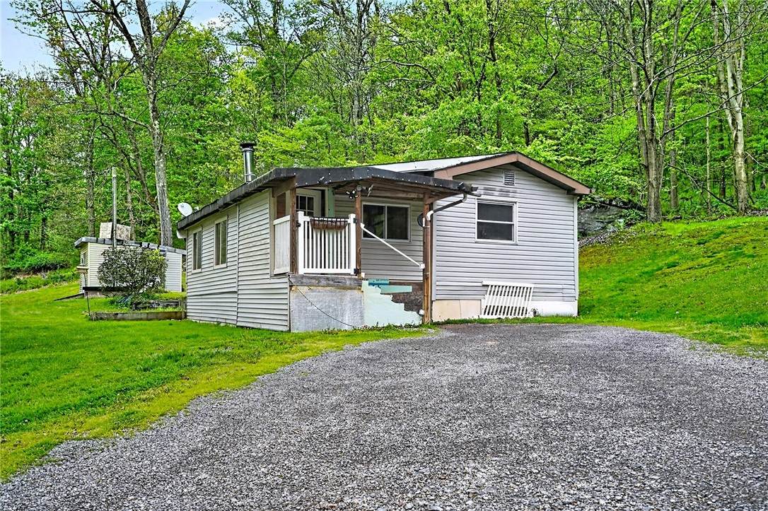 158 Renfrew Rd - Photo 1