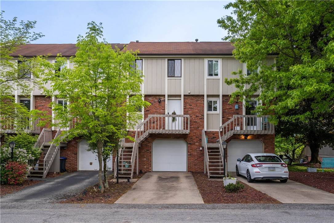 647 Sunset Circle - Photo 1