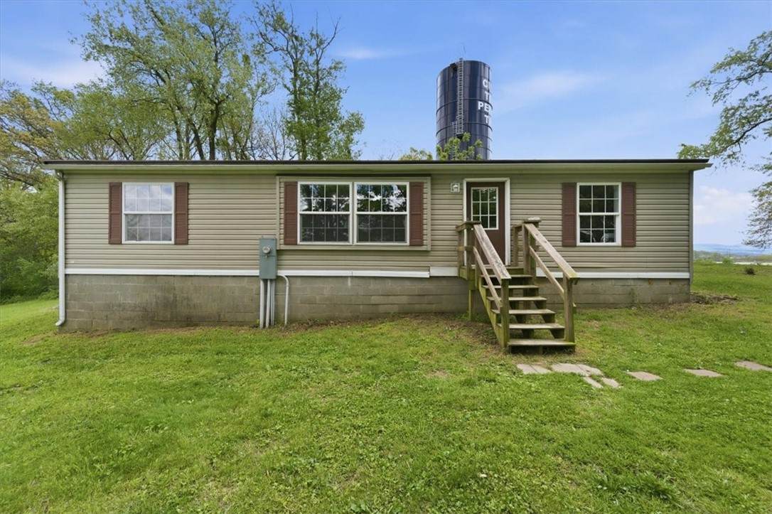 144 Circle Dr - Photo 1