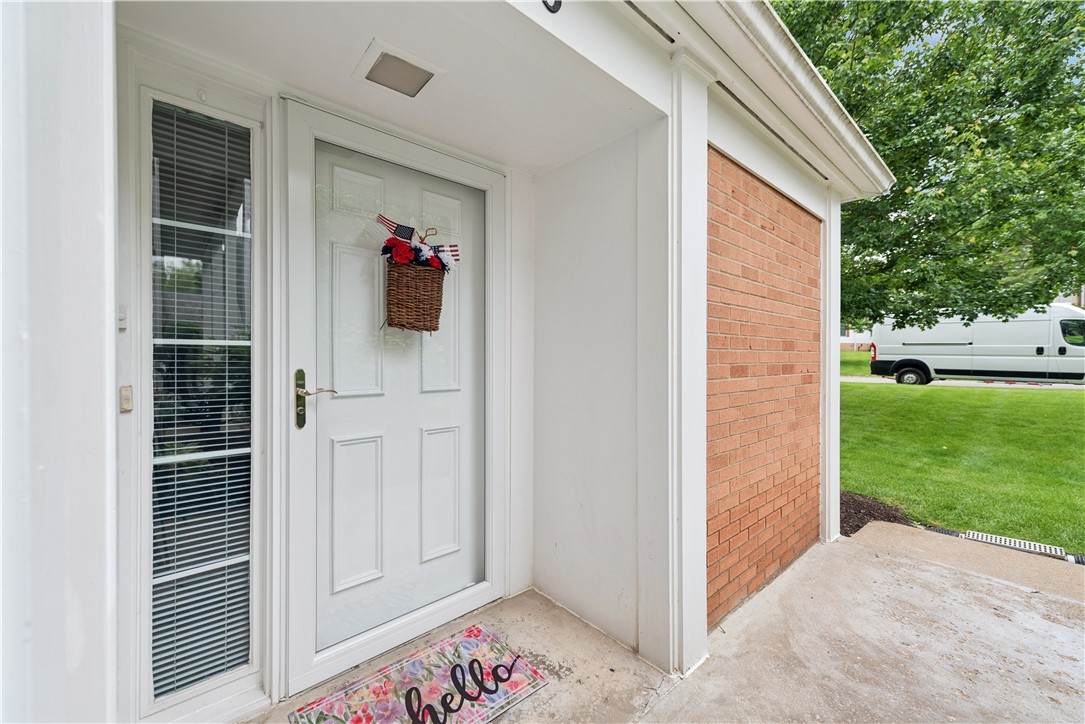 1818 Foxcroft Lane - Photo 1