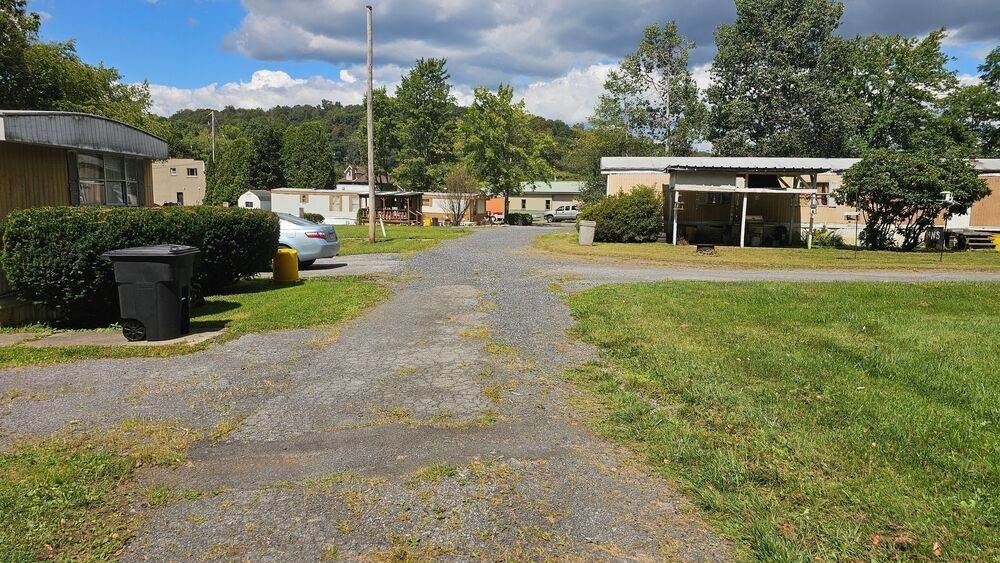 https://bt-photos.global.ssl.fastly.net/pittsburgh/orig_boomver_1_1754969-2.jpg