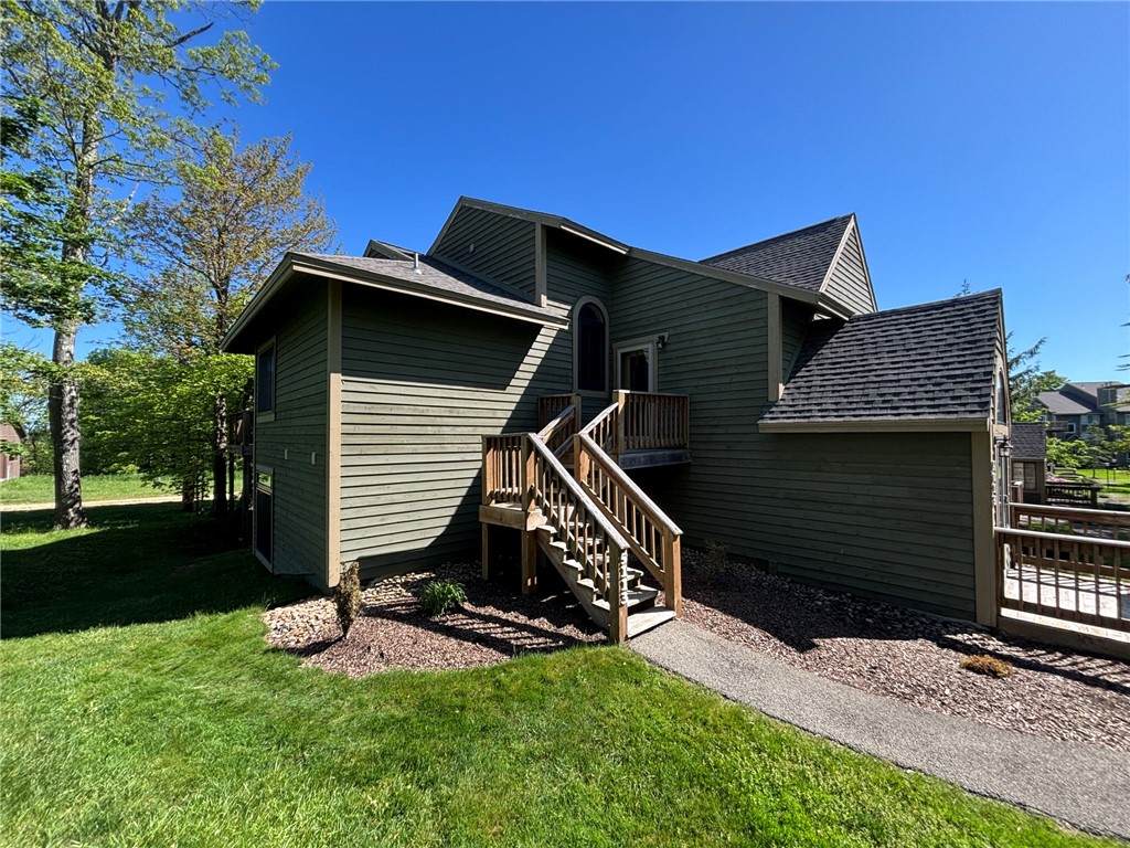 5113 Summit Drive - Photo 1