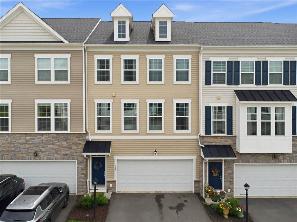 109 Affinity Drive - Photo 1