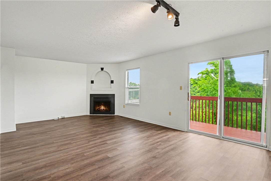 https://bt-photos.global.ssl.fastly.net/pittsburgh/orig_boomver_1_1757090-2.jpg