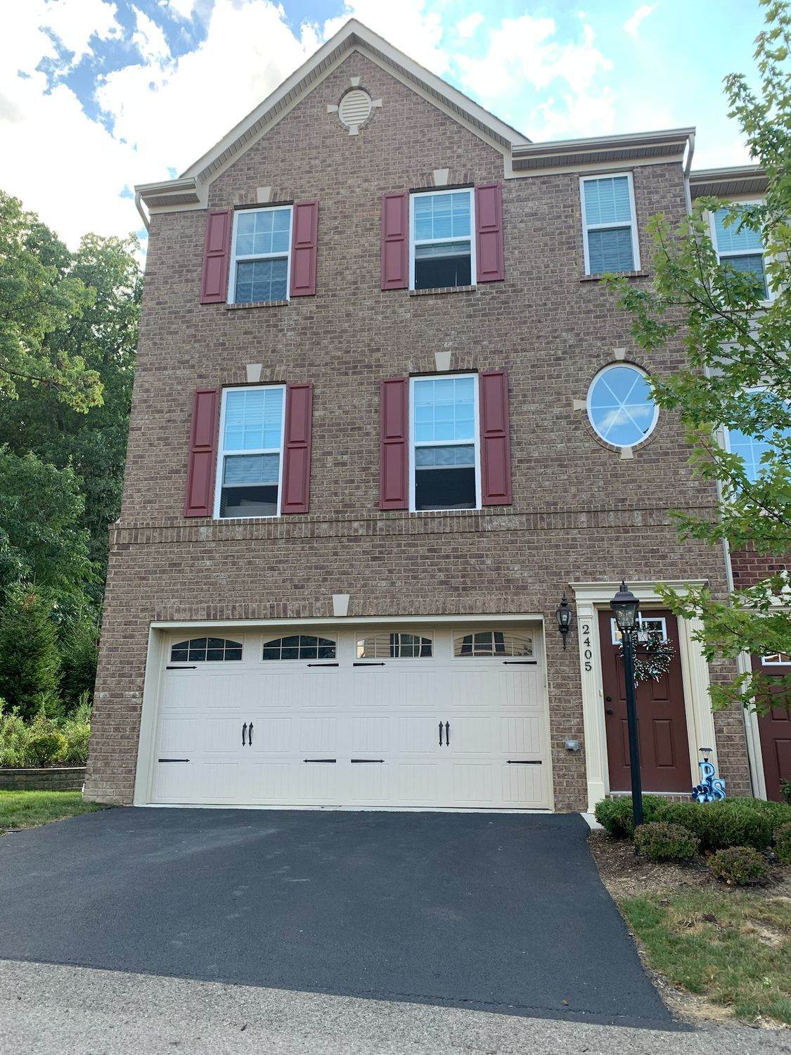 2405 Pointe View Dr. - Photo 1