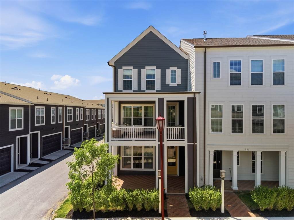 320 Highbridge Lane - Photo 1