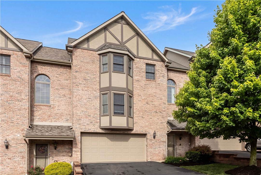 603 Brandon Way - Photo 1