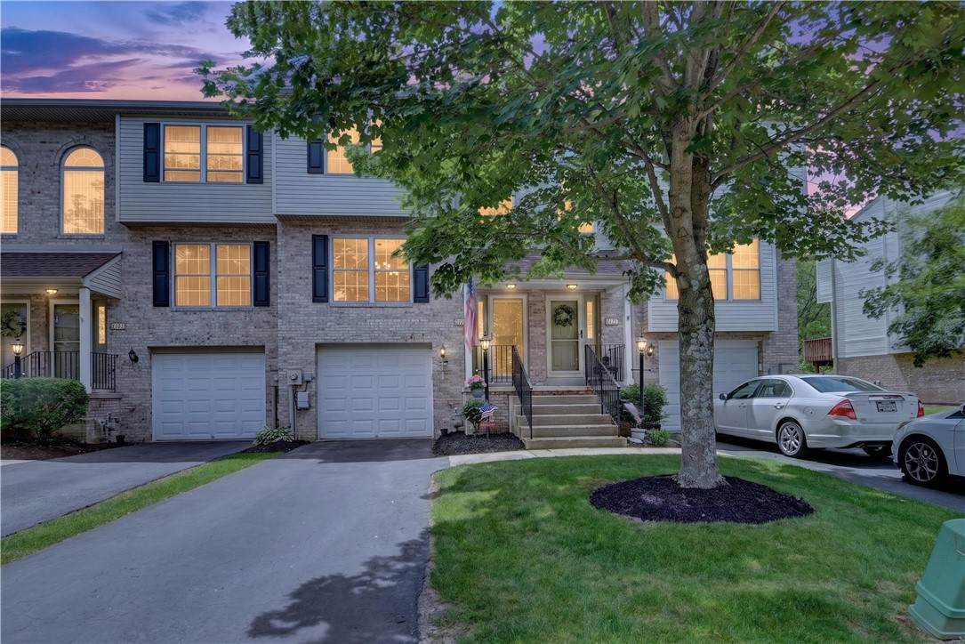 3092 Meadow Brook Ct - Photo 1