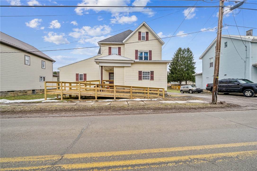 522 Main St - Photo 1