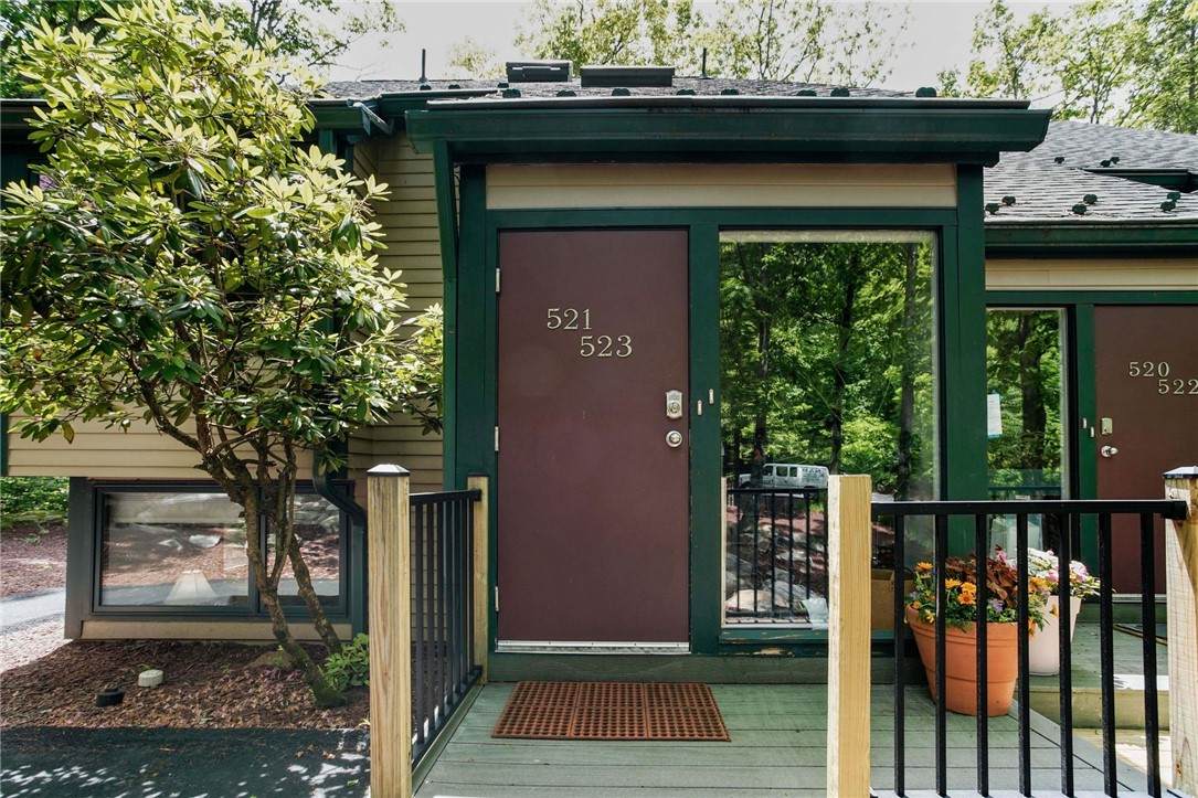 521 Laurel Ponds - Photo 1