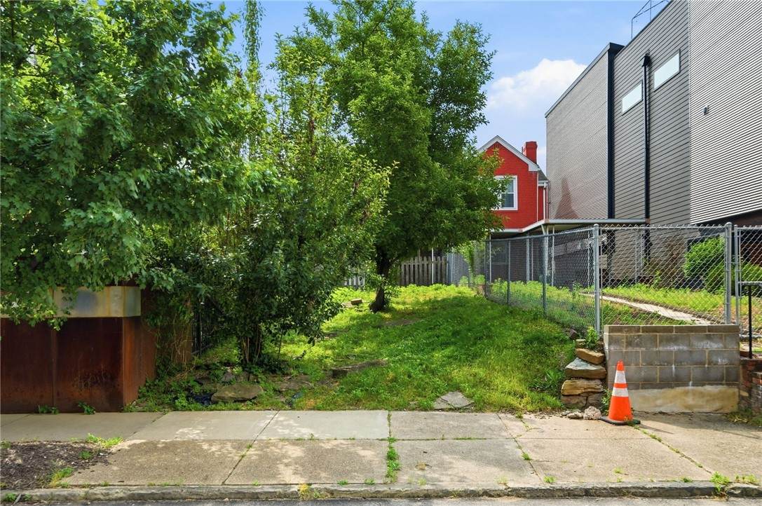 4824 Harrison St - Photo 1