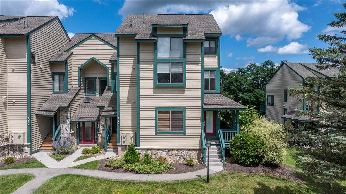 8036 Meadowridge Dr - Photo 1