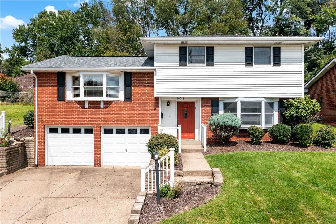 904 Lindenwood Dr - Photo 1
