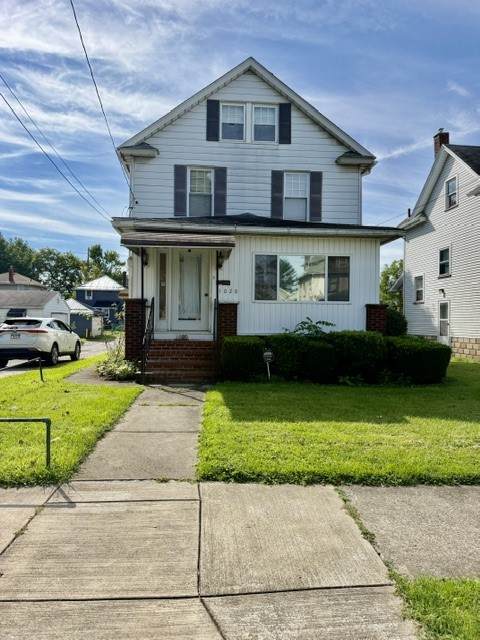 1020 Maryland Ave - Photo 1