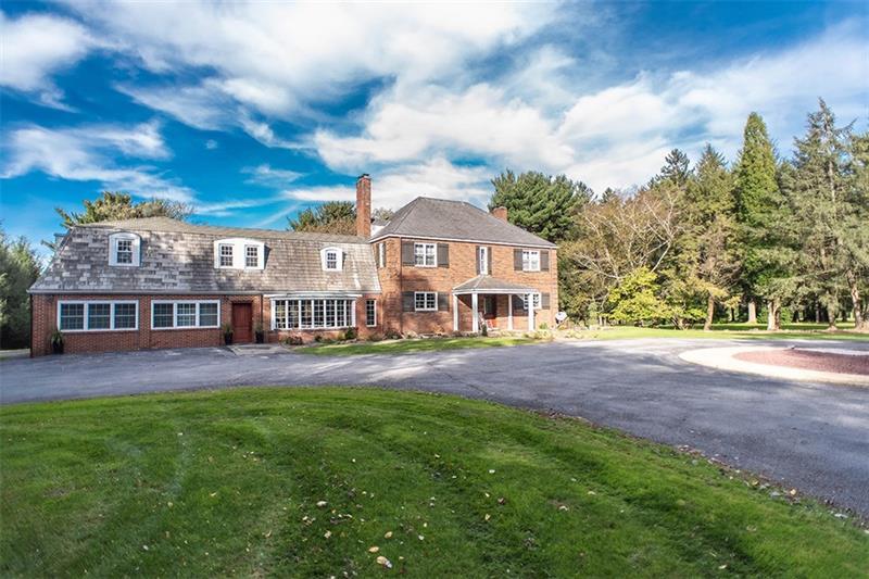375 Country Club Road - Photo 1