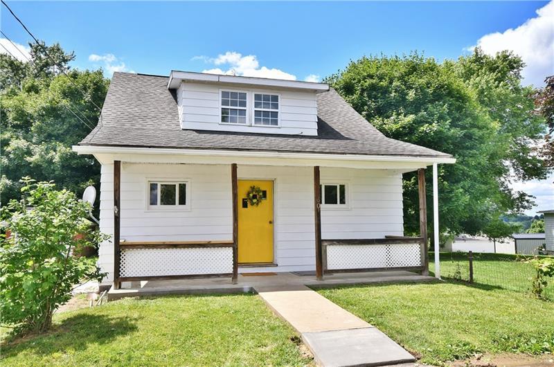 60 Oakwood Ave - Photo 1