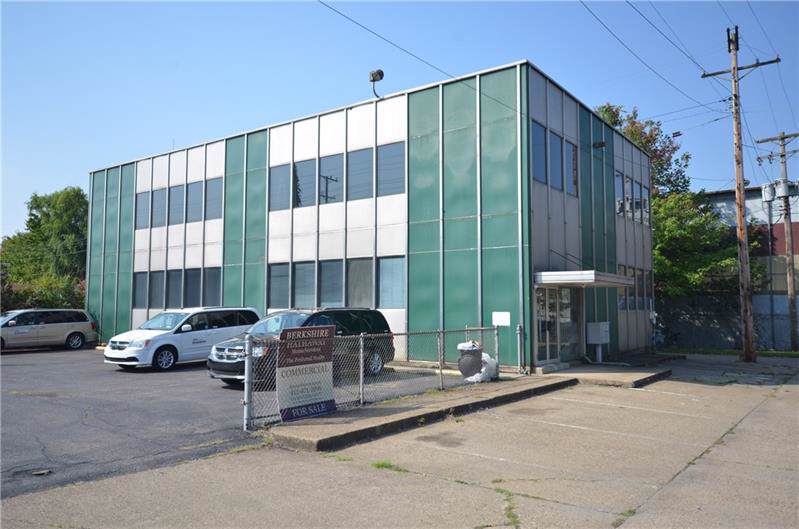 2097 Duss Avenue - Photo 1