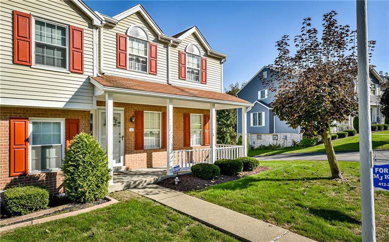 352 Karen Court - Photo 1