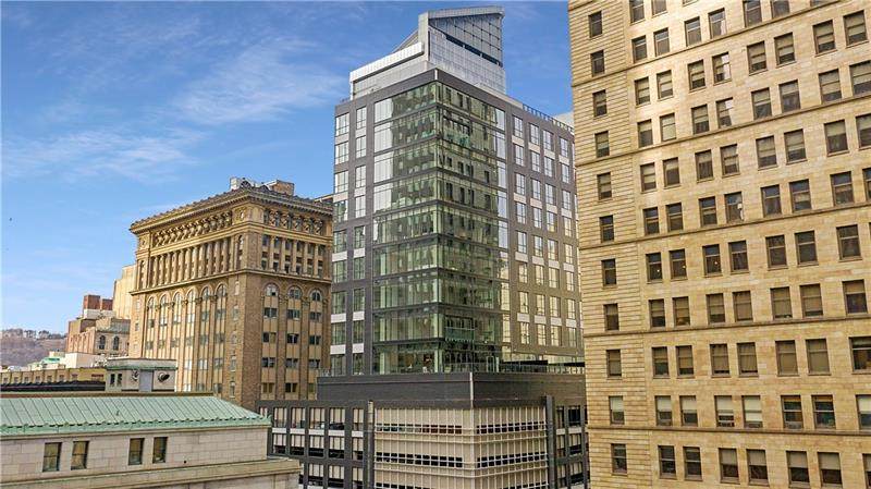 350 Oliver Avenue - Photo 1