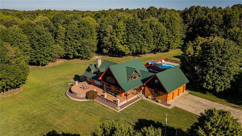 425 Wozniak Rd - Photo 1