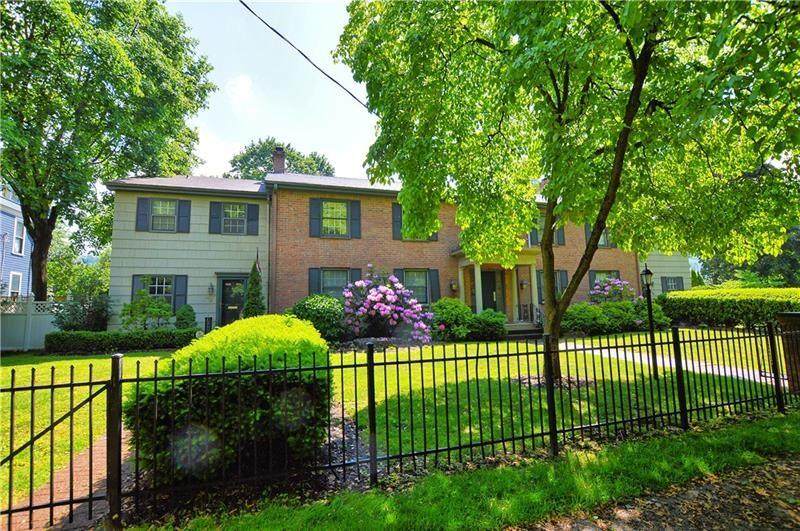 612 Maple Lane - Photo 1
