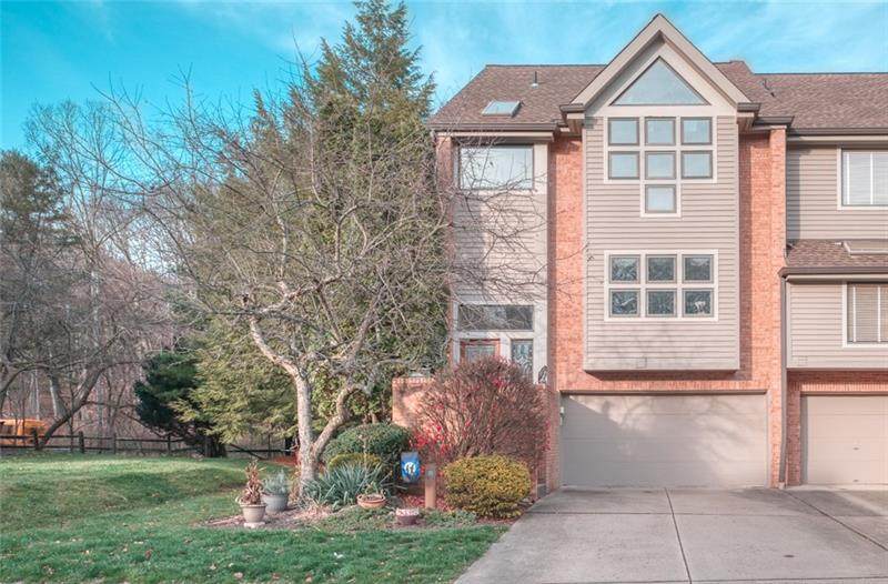 1417 Towne Square Dr - Photo 1