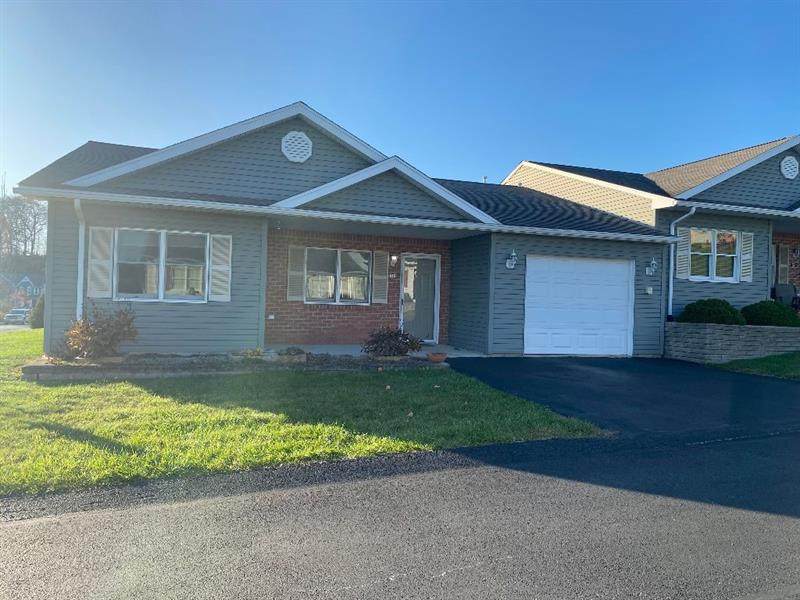 519 Jade Ln - Photo 1