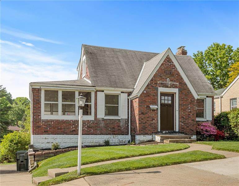 4421 E Brightview Avenue - Photo 1