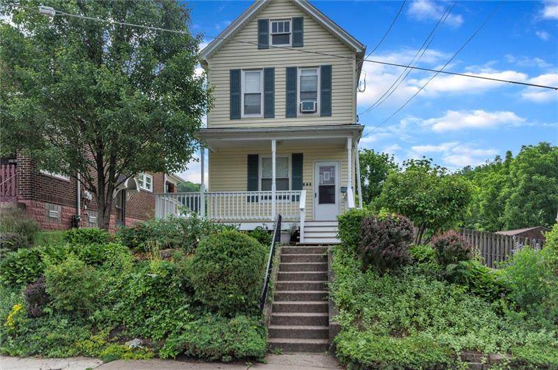 208 Edgewood Ave - Photo 1