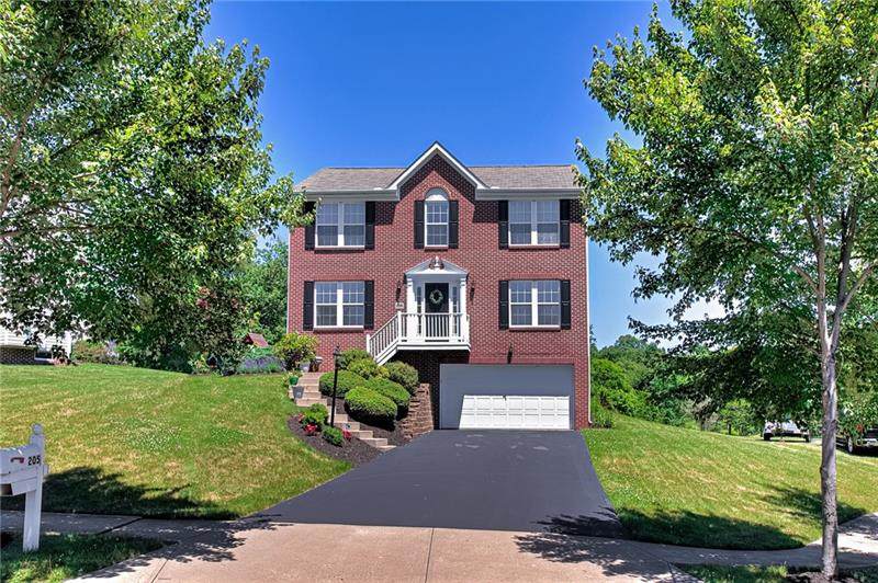 205 Broadview Ct - Photo 1