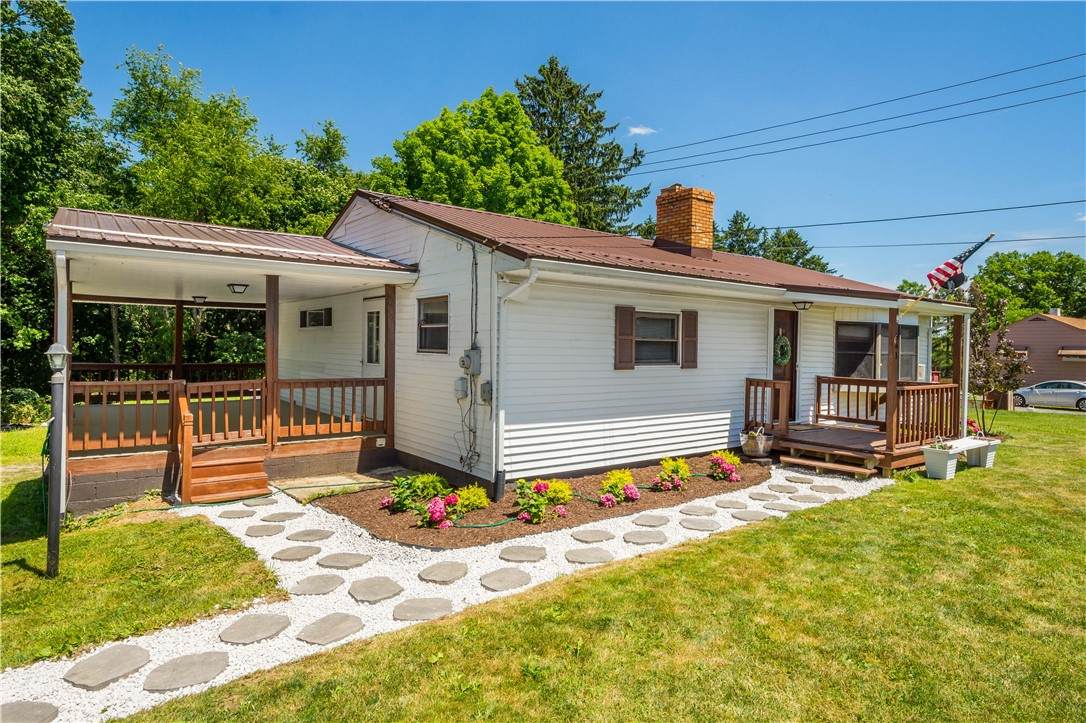 561 Allendale - Photo 1
