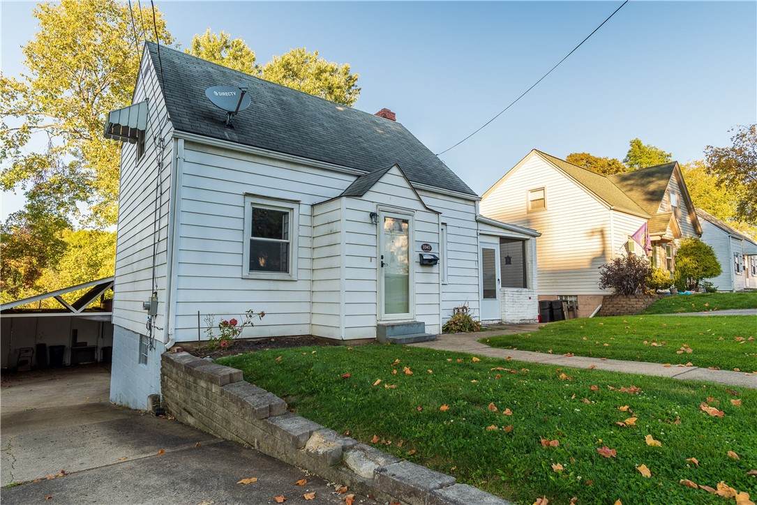 1045 Laurel St - Photo 1