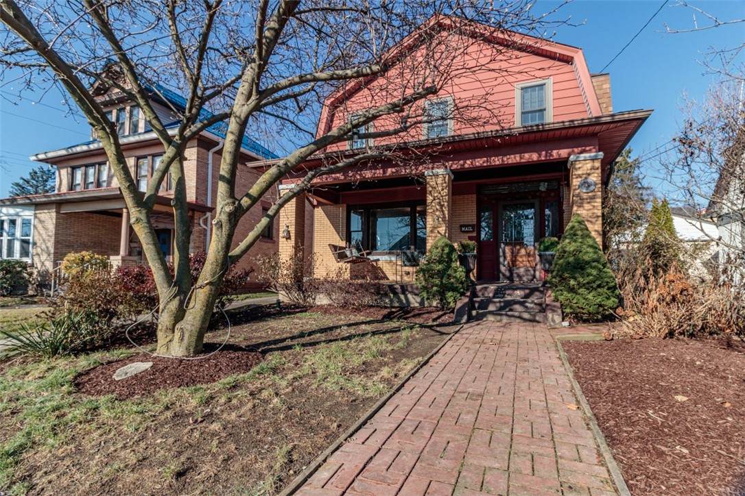 403 Mansfield Ave - Photo 1