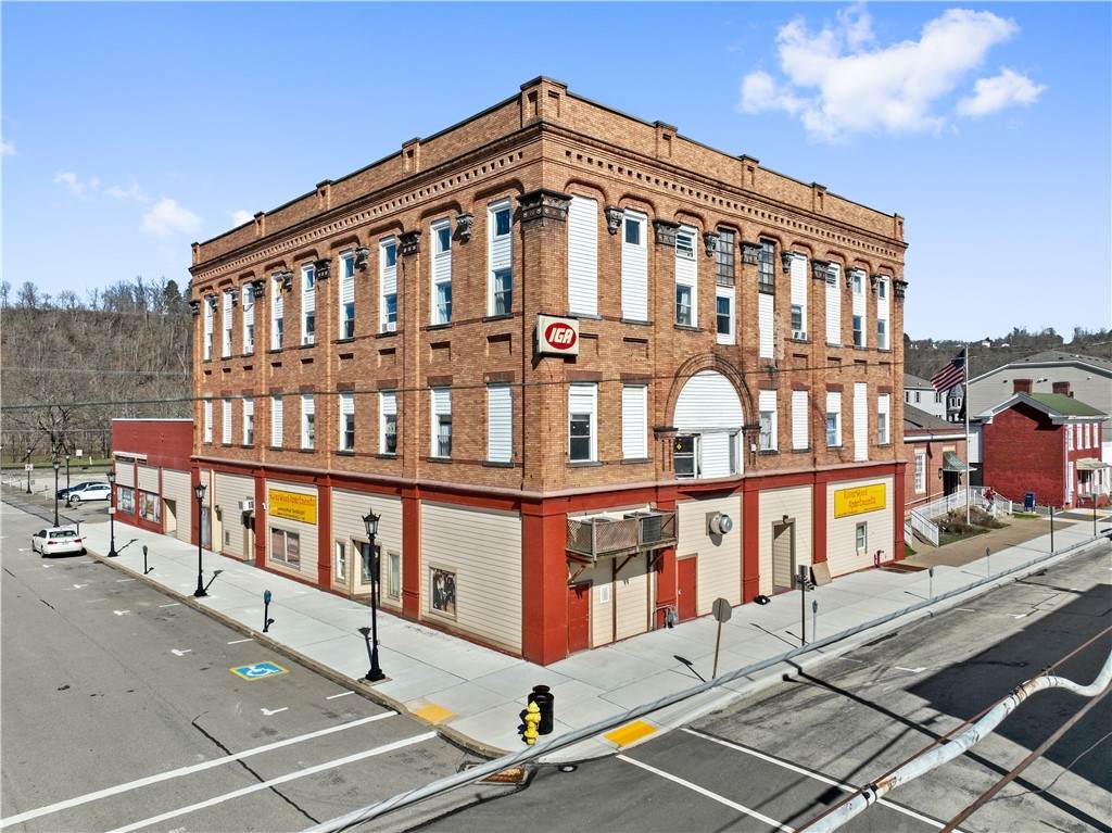 128 Wood Street - Photo 1