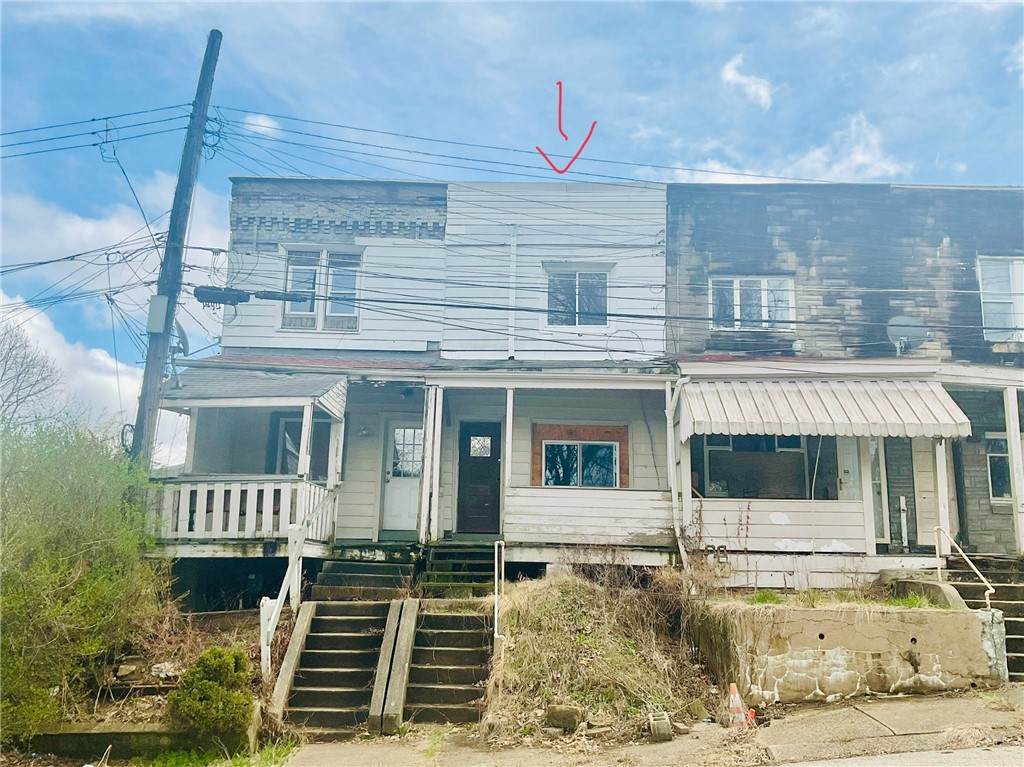 340 11th Ave - Photo 1