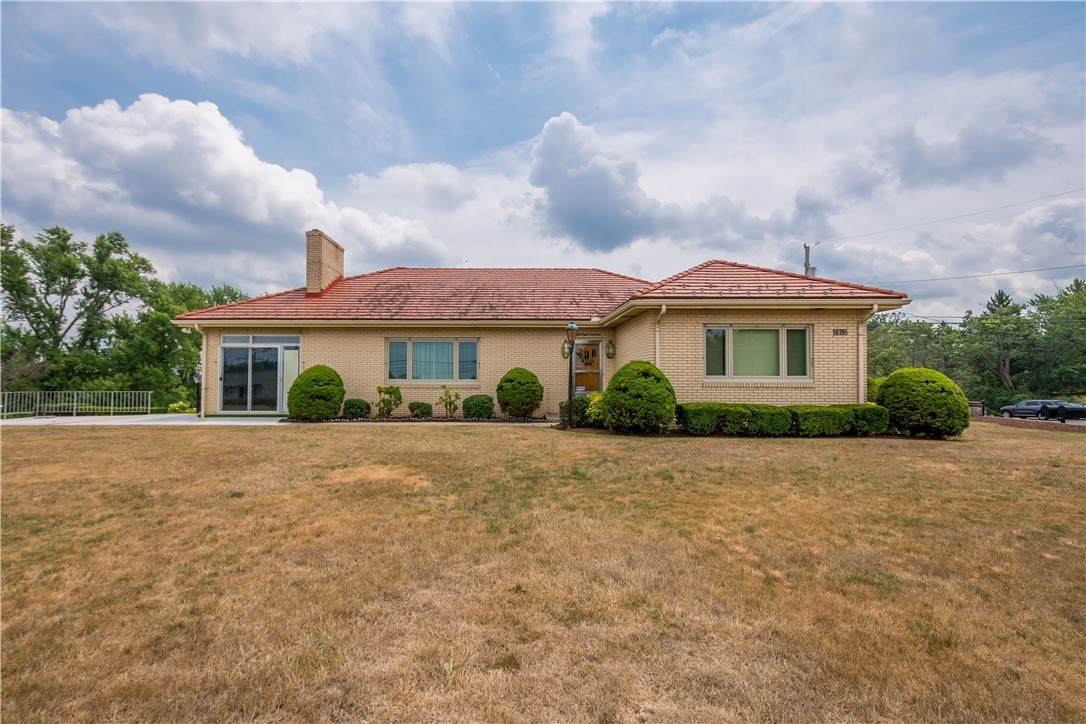 5813 Steubenville Pike - Photo 1