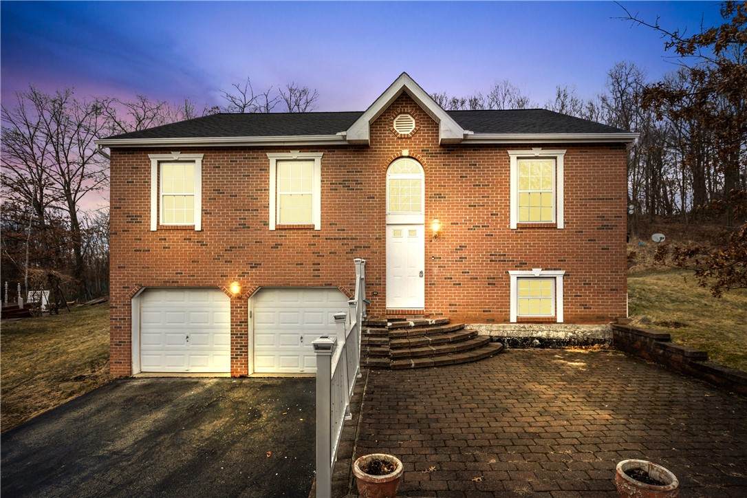 1096 Rural Ridge Dr - Photo 1
