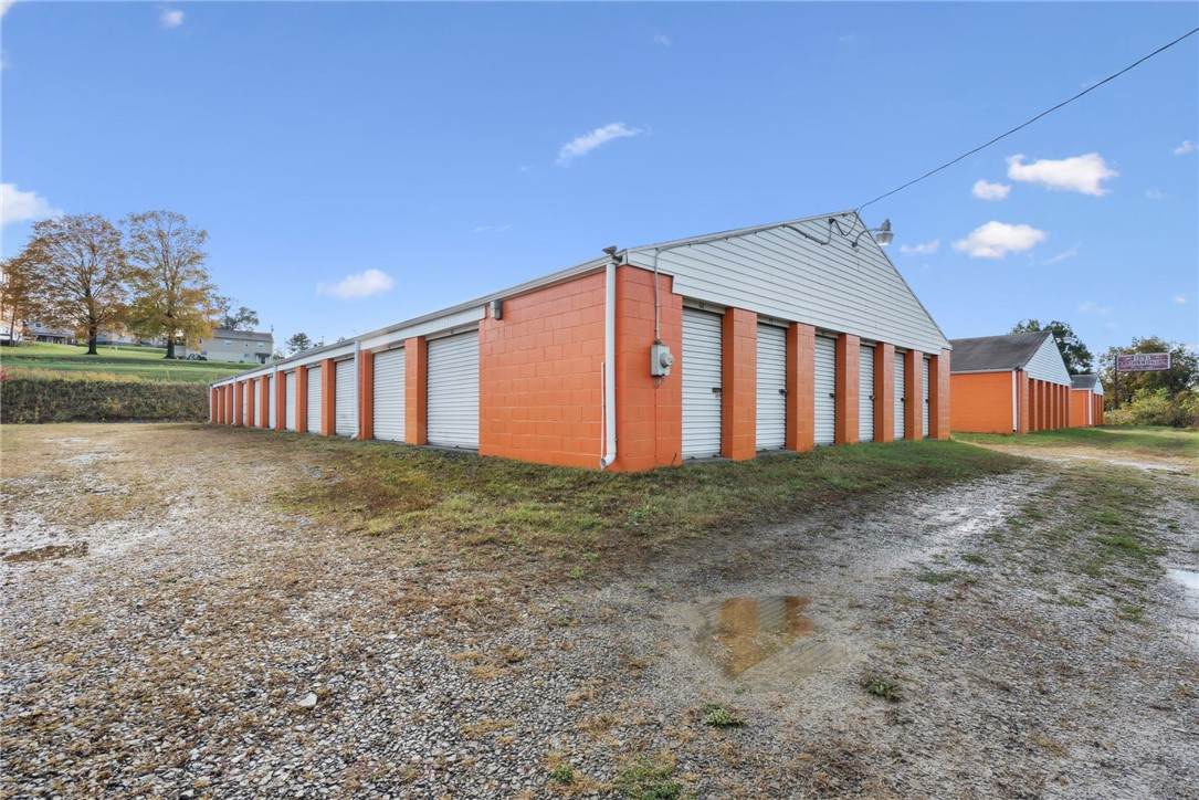 3278 Pittsburgh Rd - Photo 1