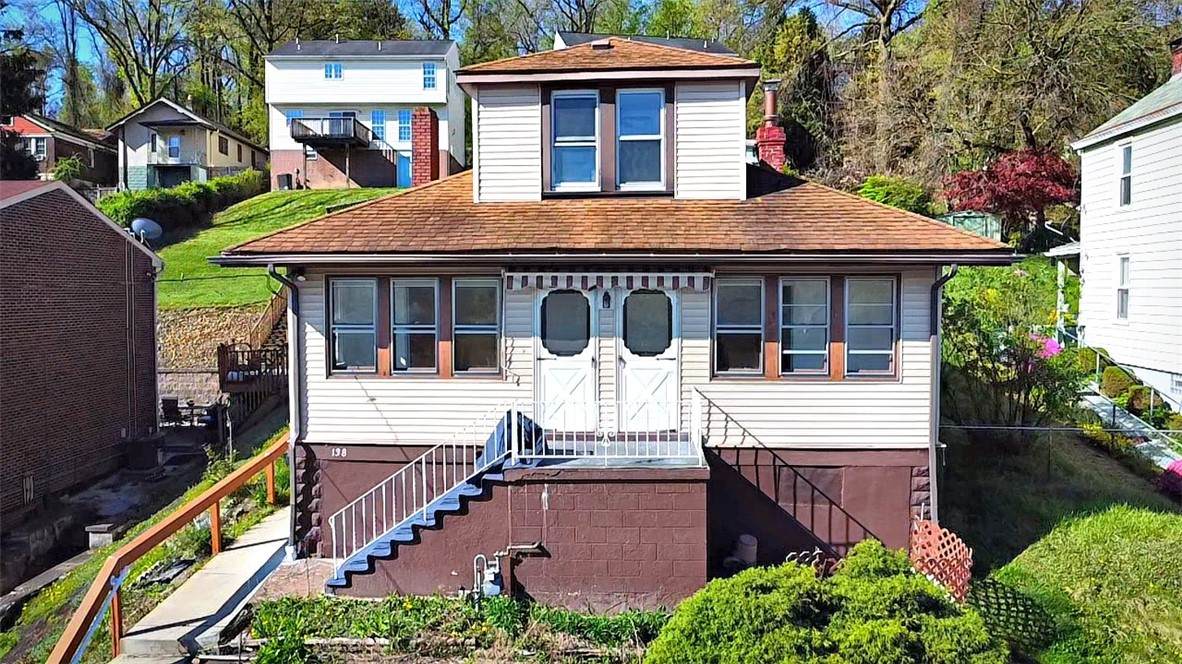 138 Rockwood Ave - Photo 1