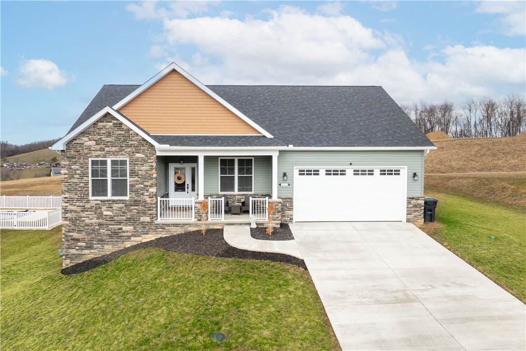 207 Ruby Dr - Photo 1