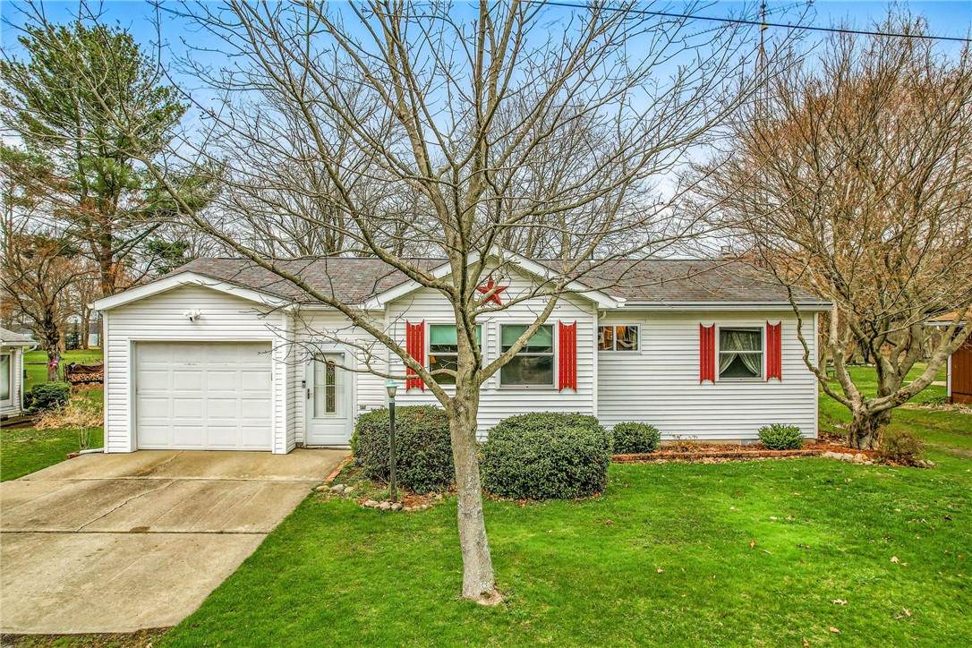 7005 North Drive - Photo 1